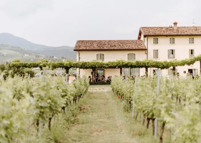 Agroturismo Dimora Buglioni Wine Relais *