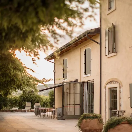 Dimora Buglioni Wine Relais *