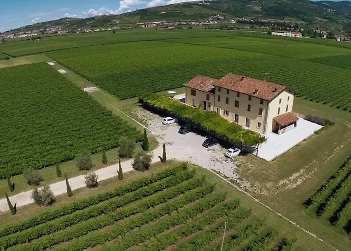 Alloggio per agriturismo Dimora Buglioni Wine Relais